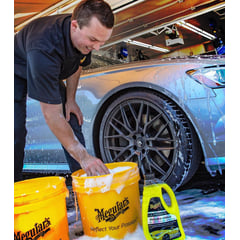 MEGUIARS - Shampoo Para Autos Ultimate Wash & Wax